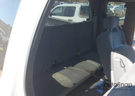 2002 Ford F-150 Lariat/Xl/Xlt from USA, damaged, VIN 1FTRX17W92NC03204